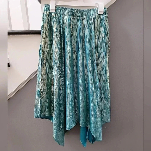 Nanette LeporeWomen's Blue Handkerchief Skirt Size Large Asymmetrical Hem - Picture 2 of 5